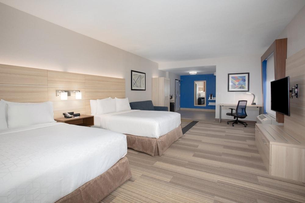 Holiday Inn Express & Suites Phoenix Glendale Dist By Ihg Bagian luar foto
