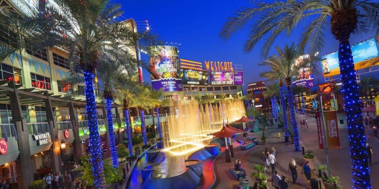 Holiday Inn Express & Suites Phoenix Glendale Dist By Ihg Bagian luar foto