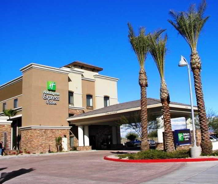 Holiday Inn Express & Suites Phoenix Glendale Dist By Ihg Bagian luar foto